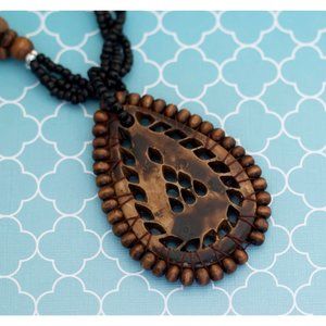 Vintage Wooden Elegant Design Necklace 24 1/2 inch - R4